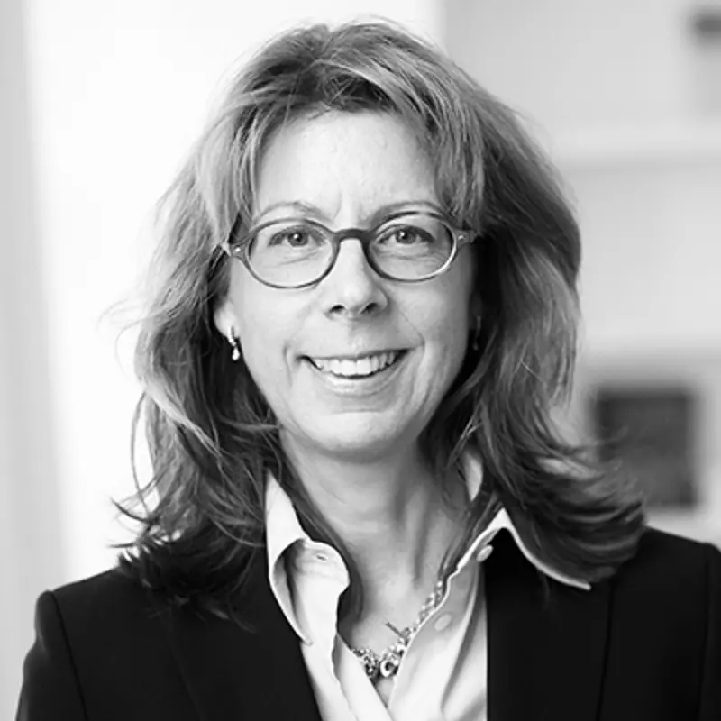 Portrait picture of a woman.