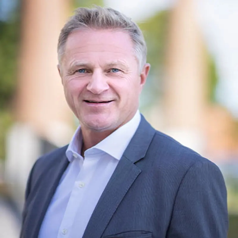 Portrait picture of a man. 